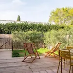 Апартаменты Proche De La Avec Jardin *