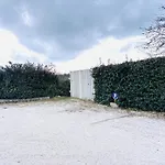 Proche De La Avec Jardin Апартаменты