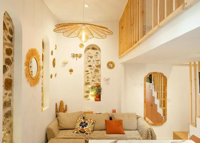 Proche De La Avec Jardin شقة Hyères