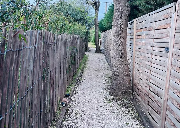 Apartment Proche De La Avec Jardin *