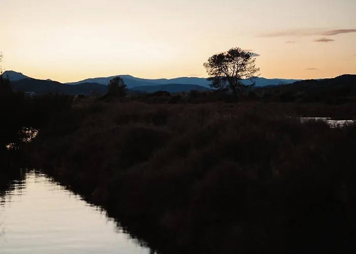 Proche De La Avec Jardin