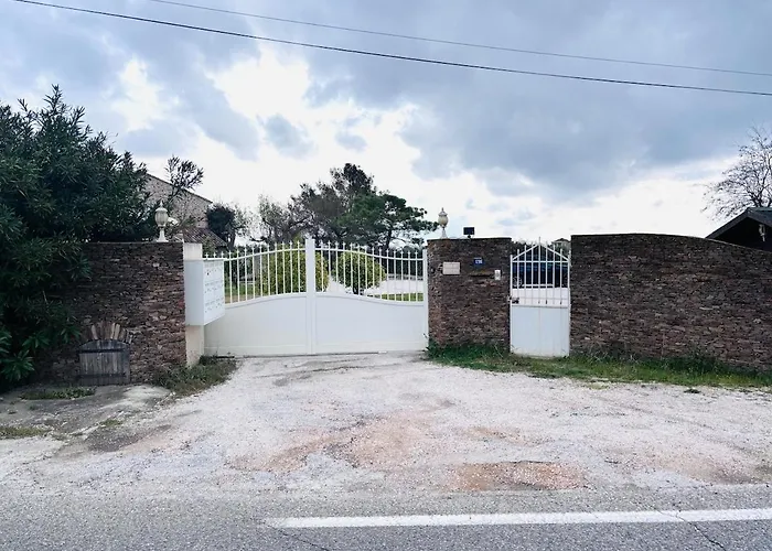 Apartment Proche De La Avec Jardin *