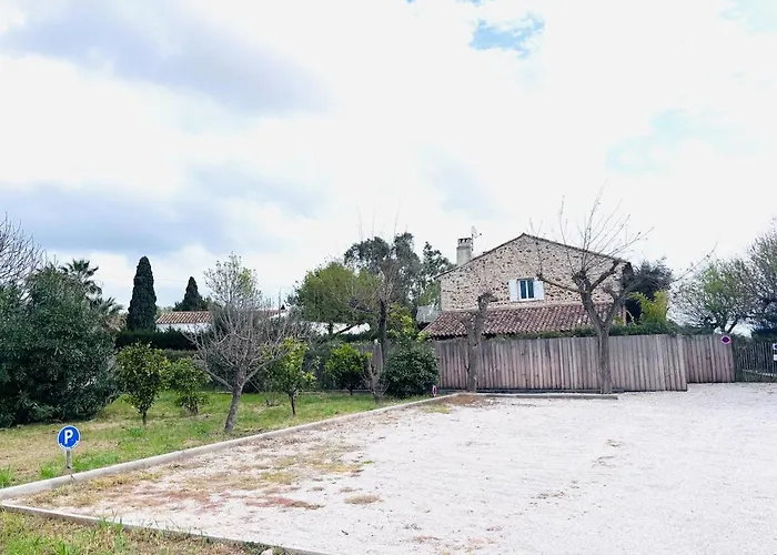 Proche De La Avec Jardin Apartment